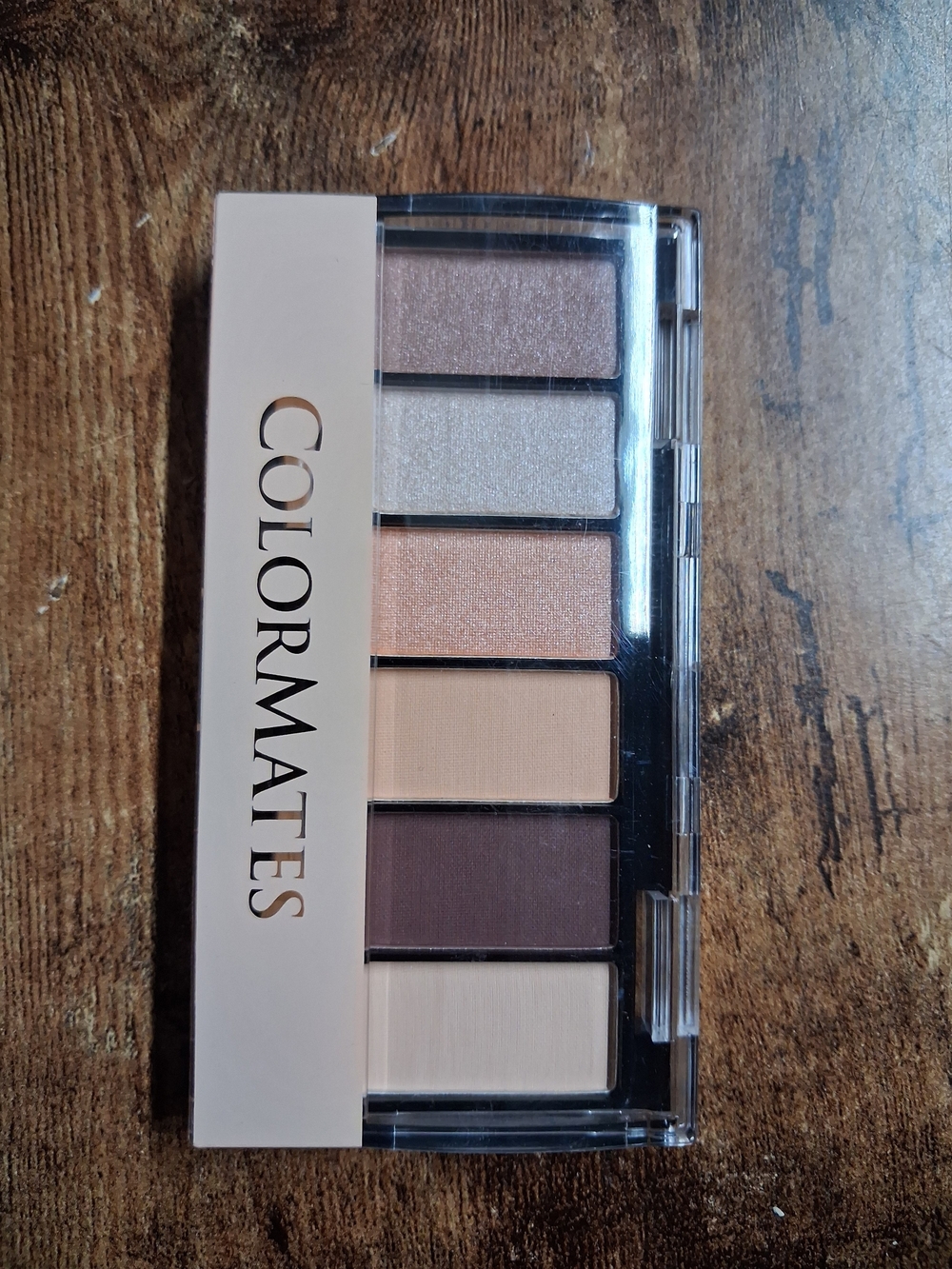Neutral Eyeshadow Palette - Soft Brown & Champagne Tones